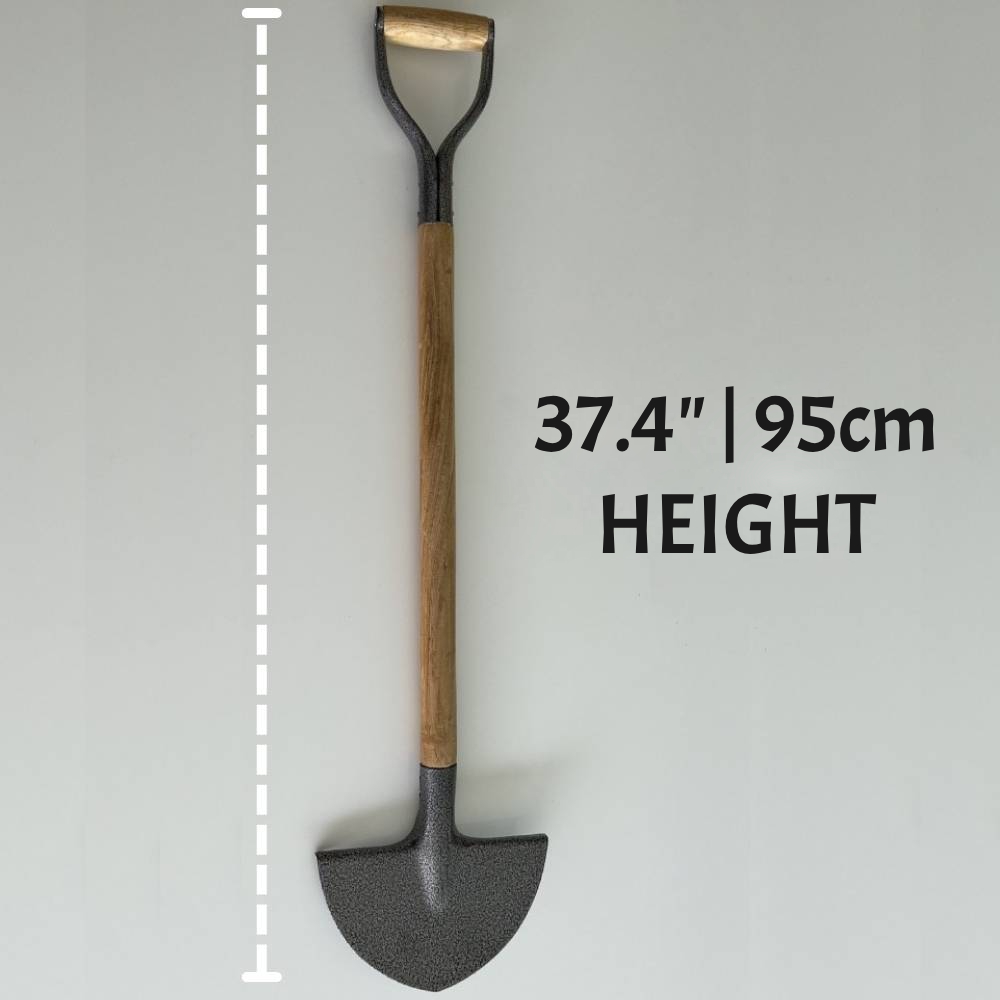 Half Moon Spades: image 3